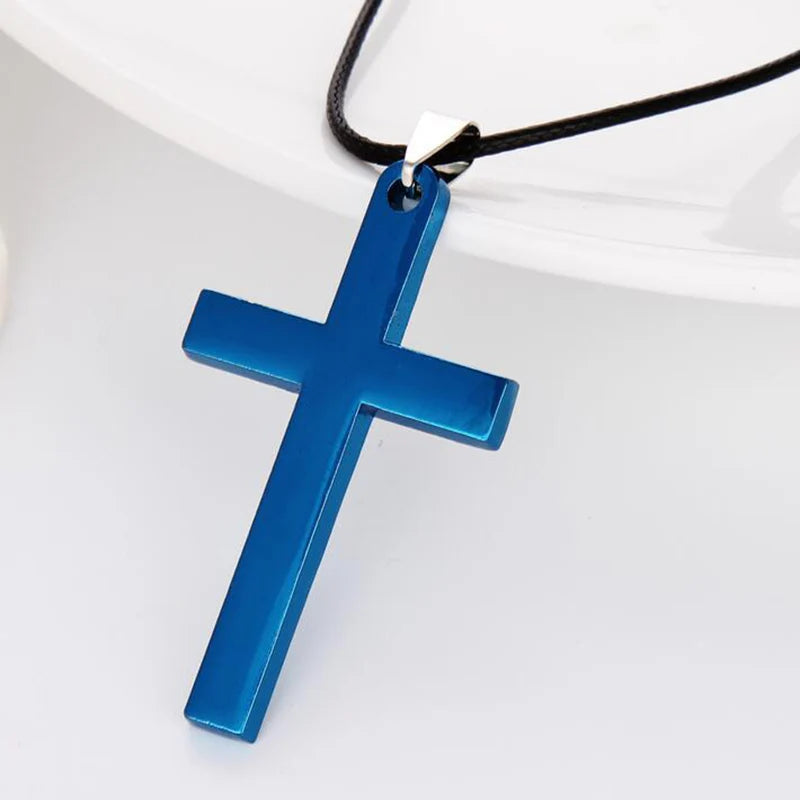 Cross Pendant Necklace. - blue