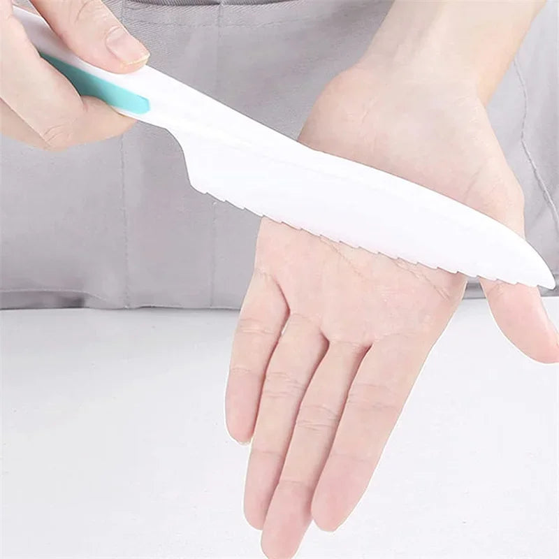 Nylon Kitchen Baking Knife Set  - 4