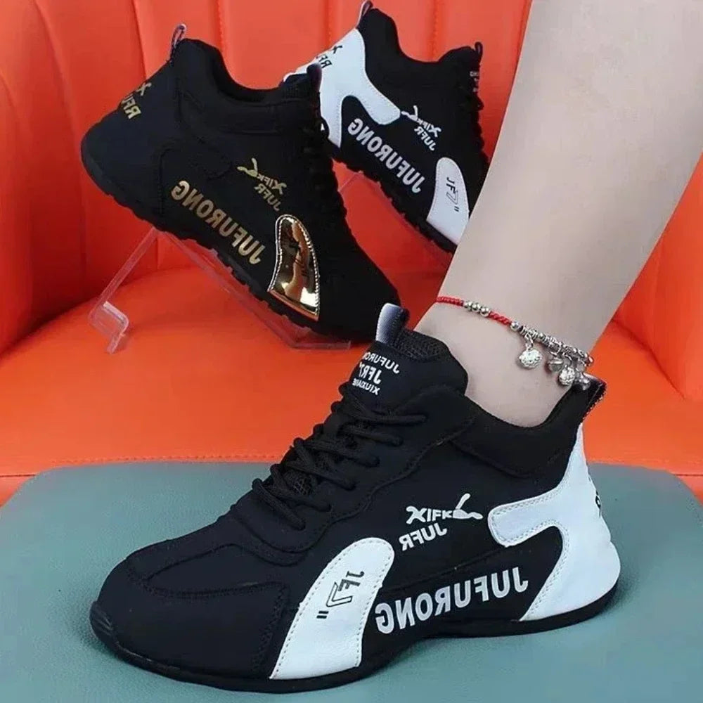 Sneakers for Women. - black