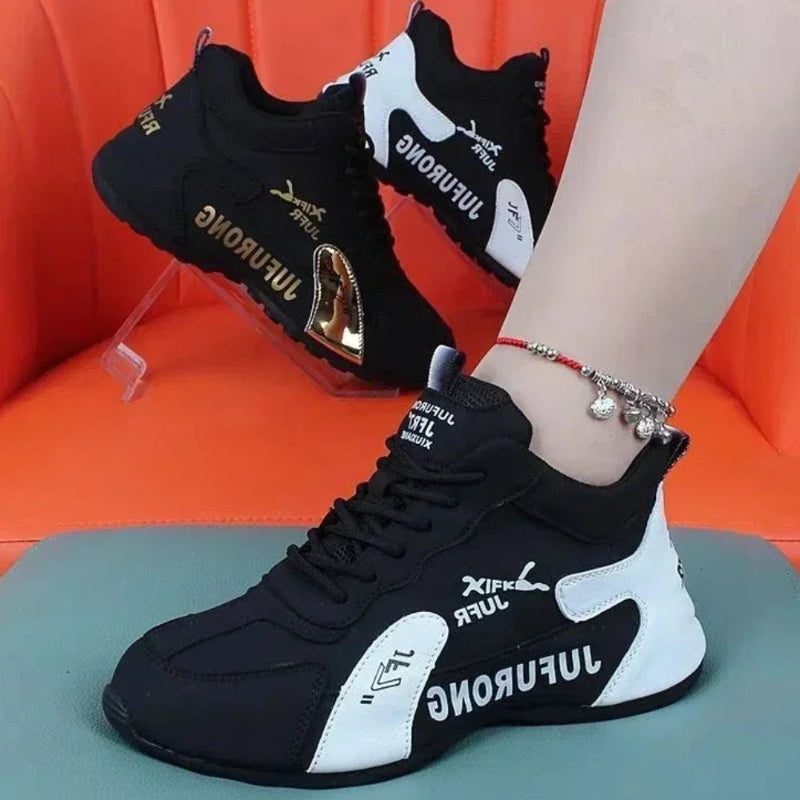 Sneakers for Women. - black
