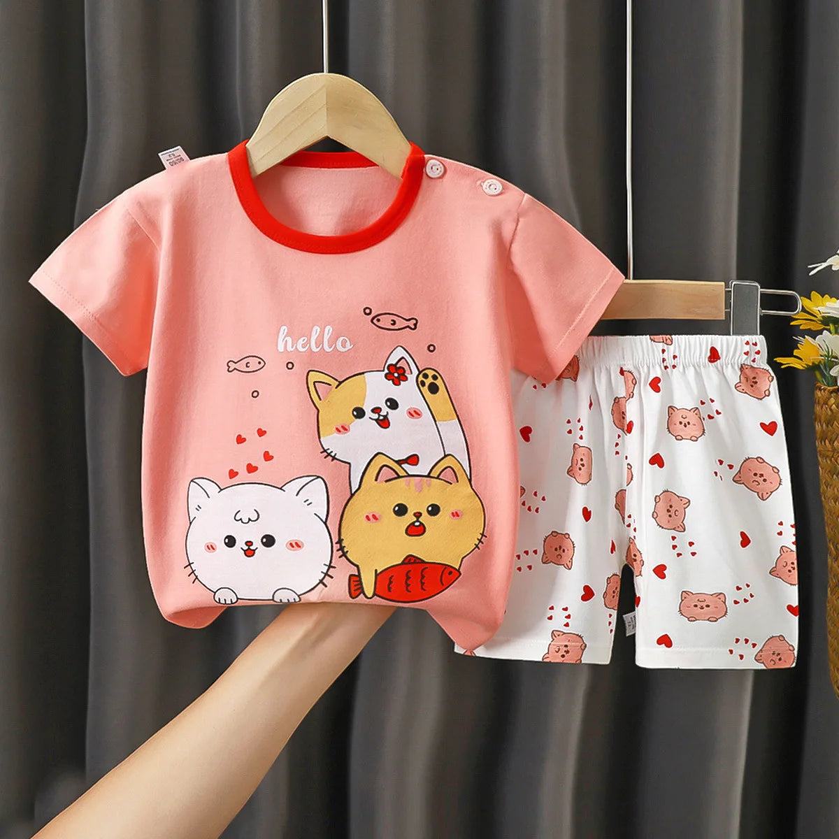 A soft and breathable baby girl pajama set, perfect for newborns and toddlers up to 3 years old 03