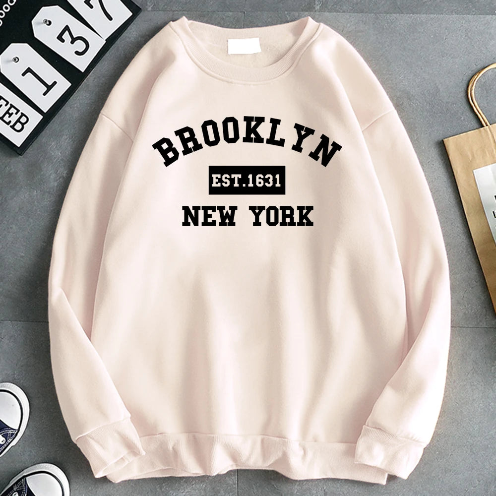 Women's Brooklyn 1631 letter print hoodie in soft fleece, gray pullover - beige