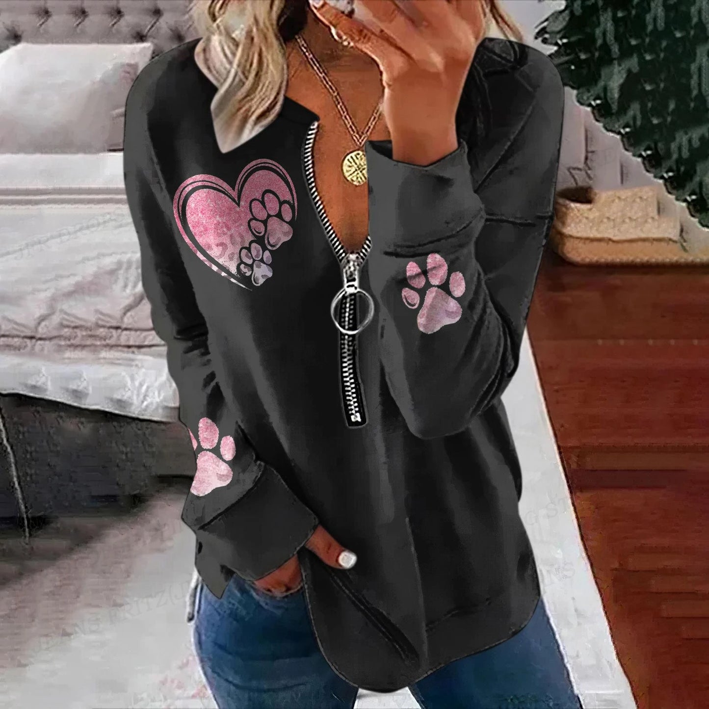 Women’s Vintage Wolf Graphic Oversized Zip-Up Hoodie with Zipper Closure- dark gray
