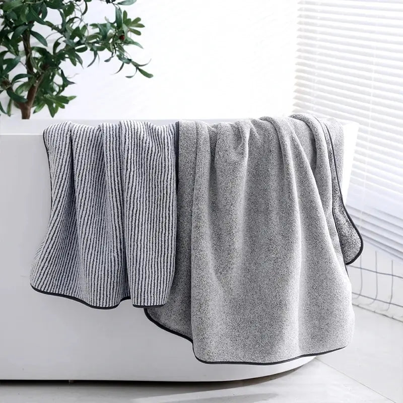 The Body Microfiber Towel. -  gray