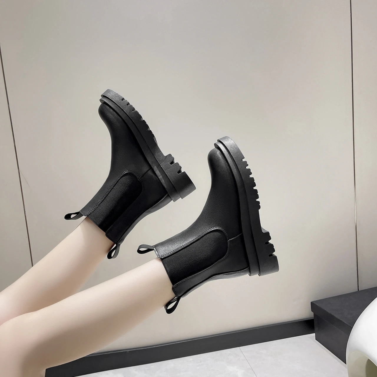 Women Boots Hot Luxury. - 03