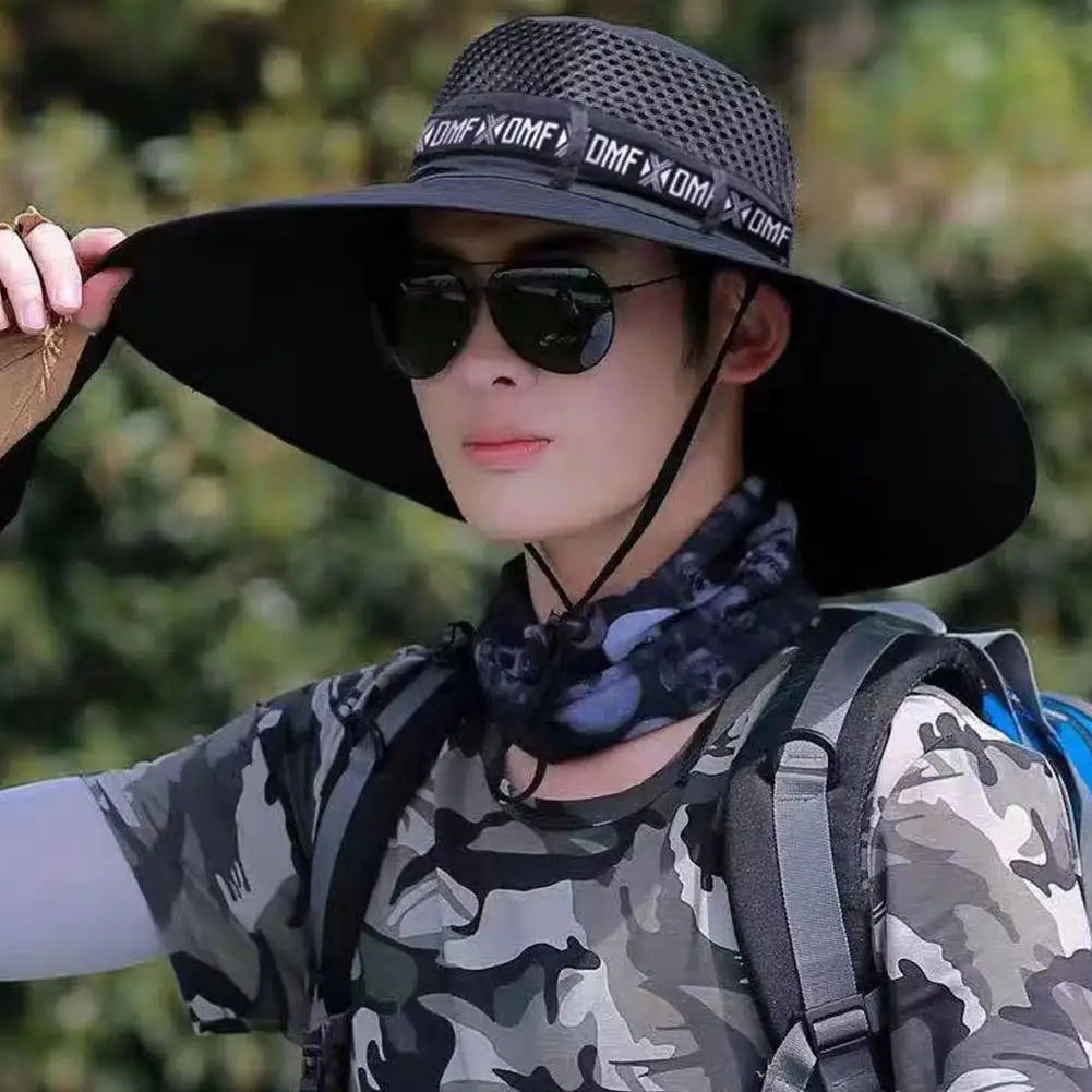 Summer large sun hat for men and women with breathable mesh and UV protection -black