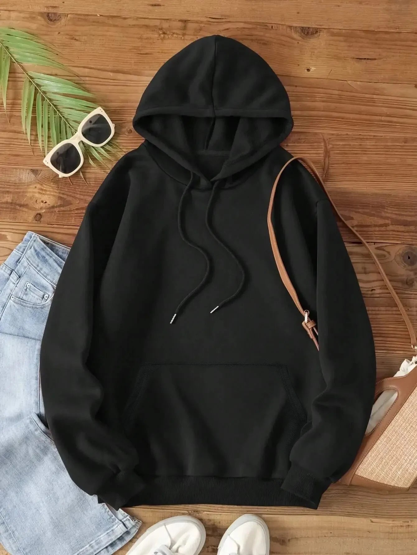 Red Mushroom Personality Graphic Hoody for Women – Harajuku Casual Sweatshirt in Autumn Fleece- front
