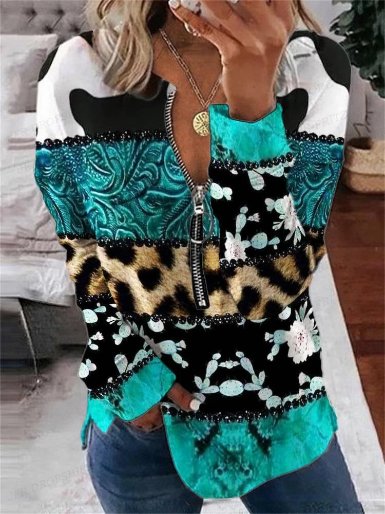 Women’s Vintage Wolf Graphic Oversized Zip-Up Hoodie with Zipper Closure- blue