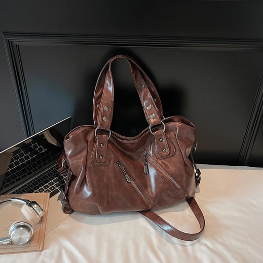 Glossy PU Designed Rivet Zipper One Shoulder Bag Large Capacity Versatile Tote Bags Delicate Soft All-Match Crossbody Packs