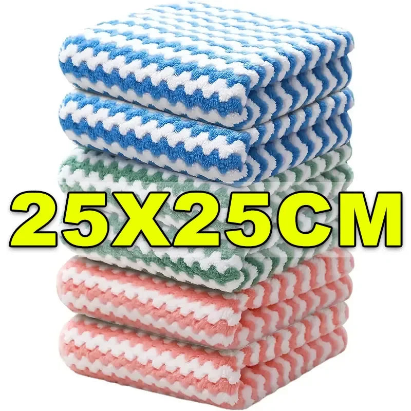 Stack of blue, green, and pink striped cloths with size '25x25cm' text on a white background