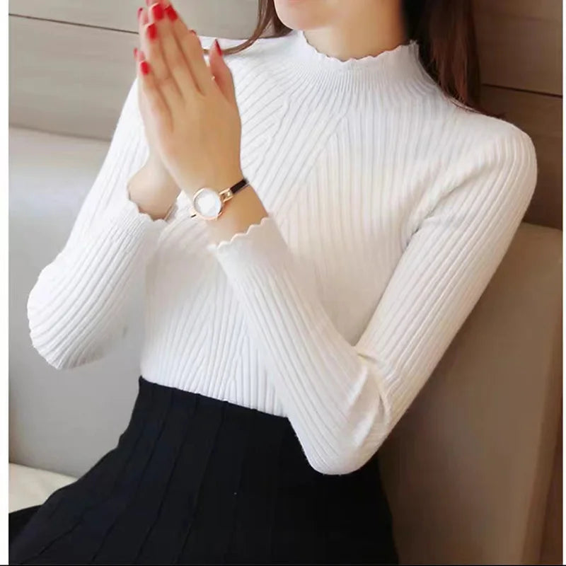 women’s long-sleeve knitted pullover sweater with a solid stripe design white