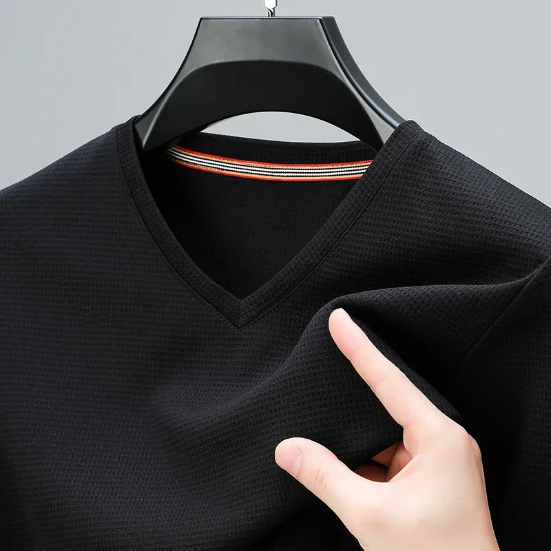 2024 men's waffle knit V-neck short sleeve summer t-shirt in solid color  - black