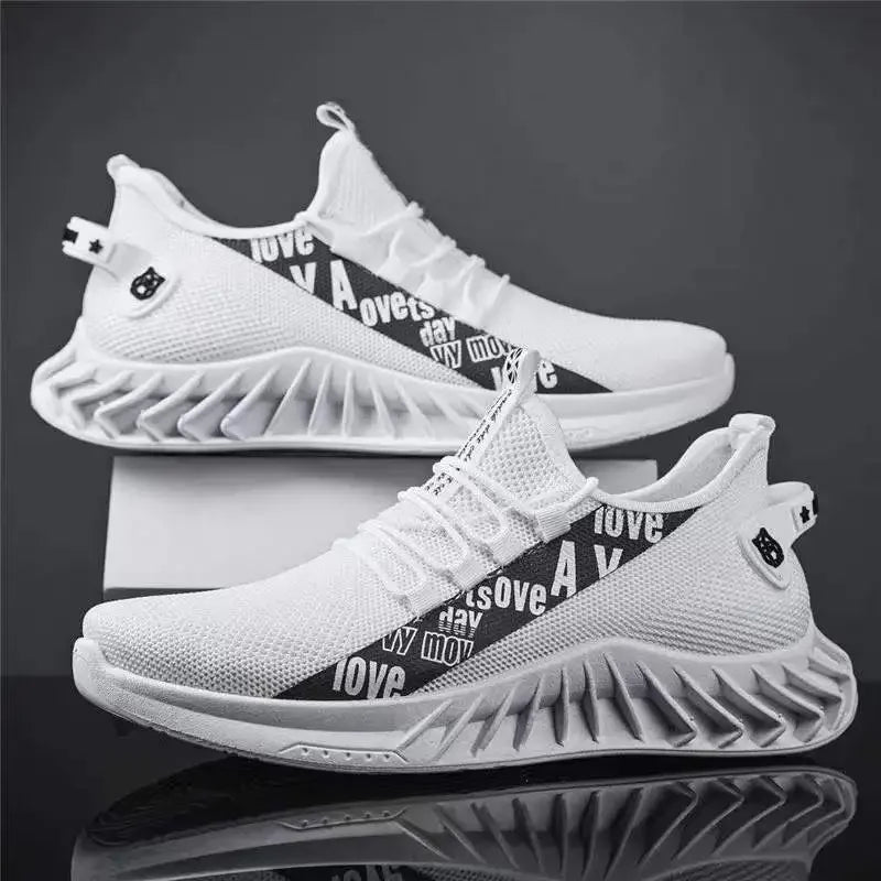 Lightweight breathable mesh men's sneakers in casual non-slip design white 7