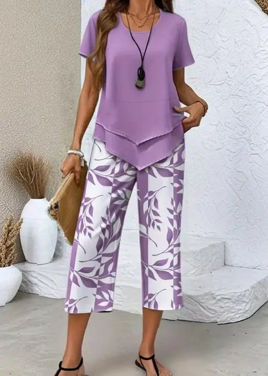 Women’s casual 2-piece summer set layered T-shirt and leaf print cropped pants pruple