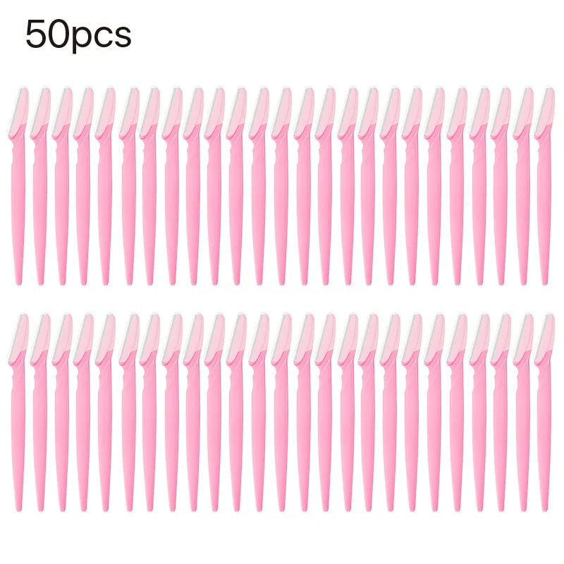 50 pink plastic knives on a white background with '50pcs' text above.