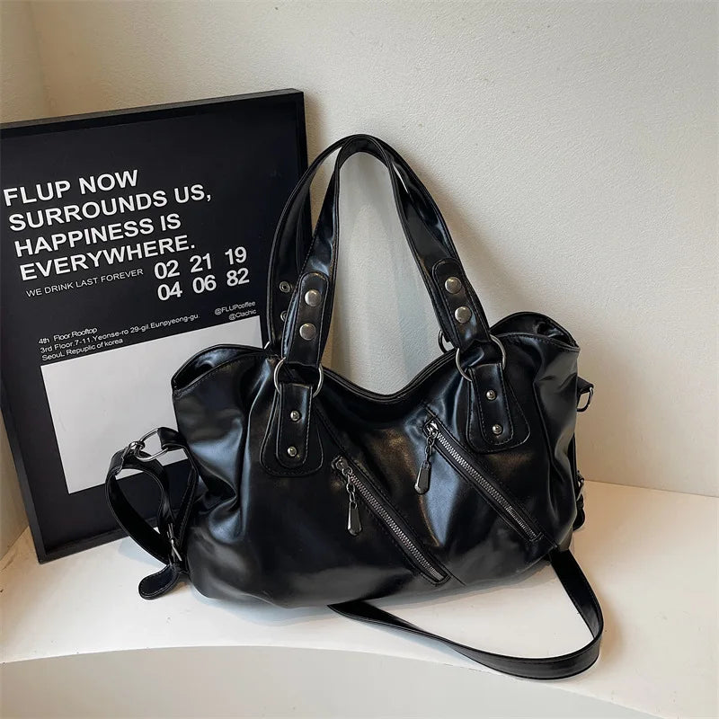 Glossy PU Designed Rivet Zipper One Shoulder Bag Large Capacity Versatile Tote Bags Delicate Soft All-Match Crossbody Packs